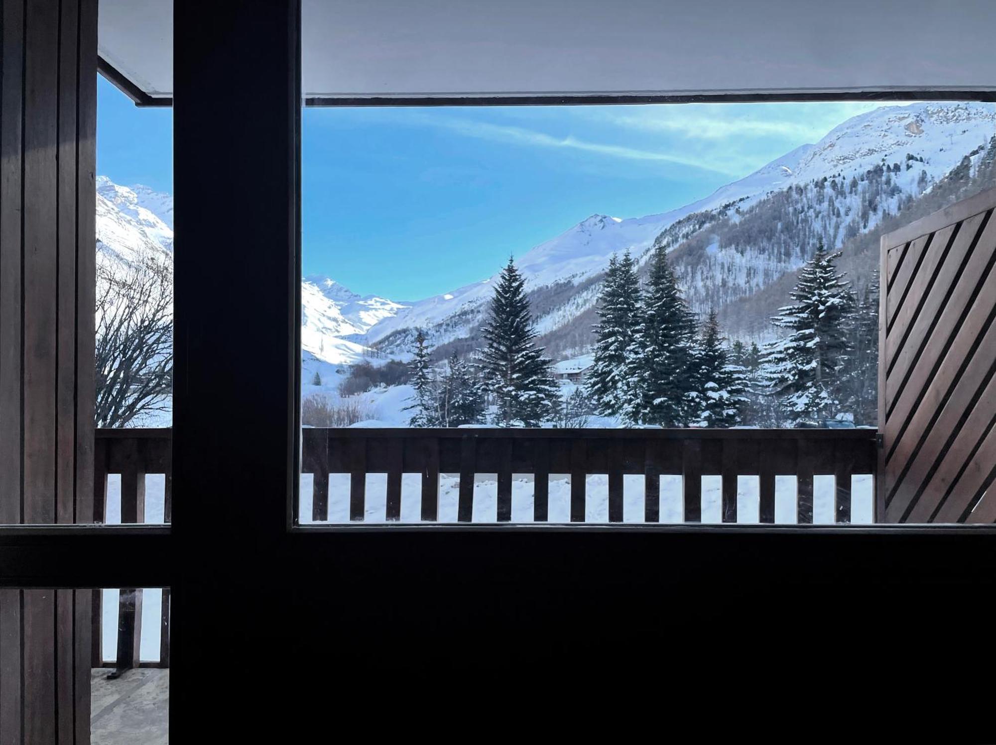 Les Barmettes Appart Renove Avec Vue, Parking Et Skis Aux Pieds Валь-д'Изер Экстерьер фото